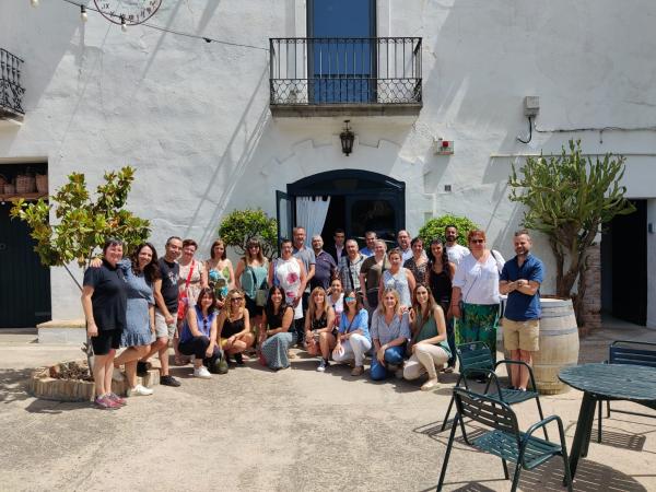 Els Punts d'Informació del Baix Llobregat visiten la finca Ca n'Estella de Sant Esteve Sesrovires