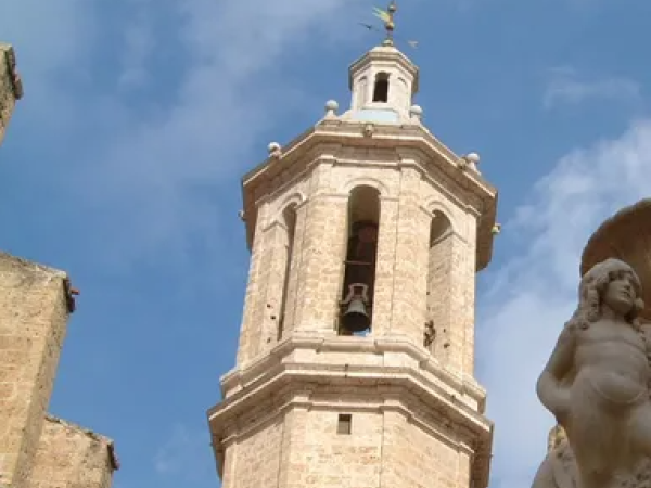Visita a l'interior del Teatre de La Passió i al Campanar d'Esparreguera