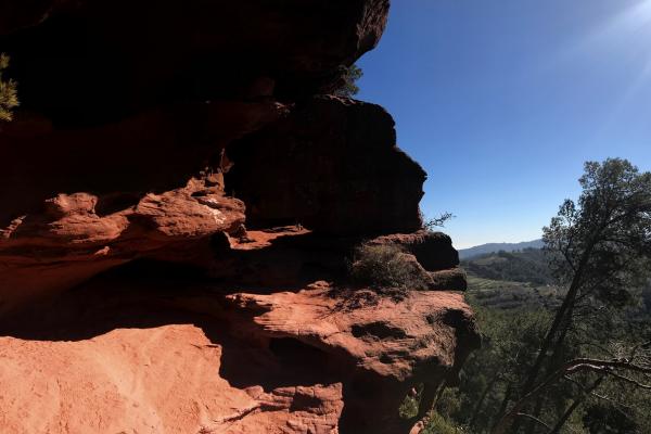 Coves de Can Riera Torrelles 2 - Turisme Baix Llobregat.JPG