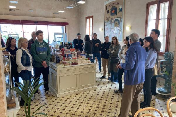 Els Punts d'Informació del Baix Llobregat visiten Catalunya en Miniatura, El Forneret i el Museu de Cinema i de Torrelles Ca la Cinta a Torrelles de Llobregat