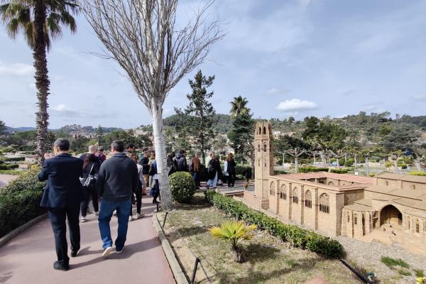 Els Punts d'Informació del Baix Llobregat visiten Catalunya en Miniatura, El Forneret i el Museu de Cinema i de Torrelles Ca la Cinta a Torrelles de Llobregat