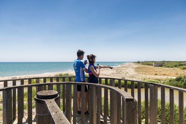 El Baix Llobregat impulsa el Turisme Blau amb una campanya per fomentar el turisme sostenible a la zona de la Costa del Delta