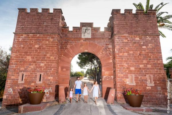 Aquest abril arriba el SuperMes ple de propostes familiars amb descomptes al Baix Llobregat