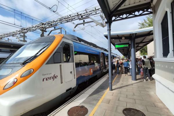 “El tren dels exploradors” arriba al Baix Llobregat