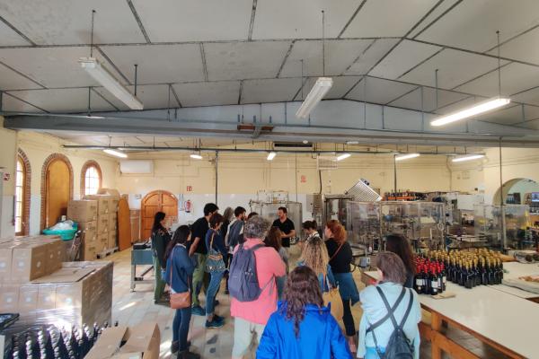 Els Punts d'Informació del Baix Llobregat visiten el Celler i Museu del Vi i del Cava Ramon Canals i el Balcó de Montserrat de Castellví de Rosanes