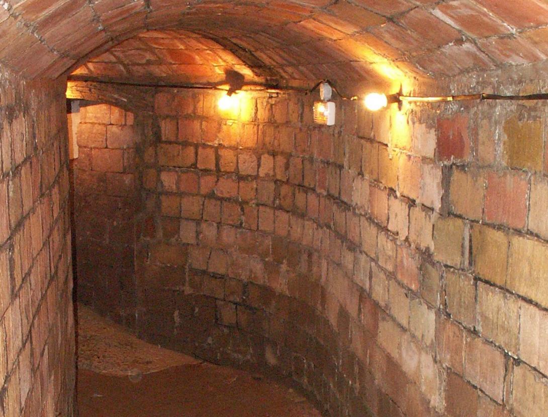 Xerrada: &quot;Refugis antiaeris: la defensa passiva durant la Guerra Civil&quot; i visita guiada al refugi.